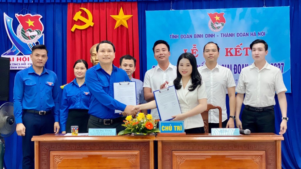 Tuổi trẻ Hà Nội và Bình Định ký kết chương trình hợp tác