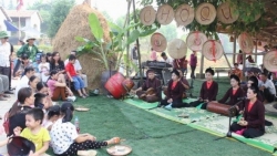 Nhiều trải nghiệm dành cho các em thiếu nhi tại "Làng với tuổi thơ" tại Hà Nội