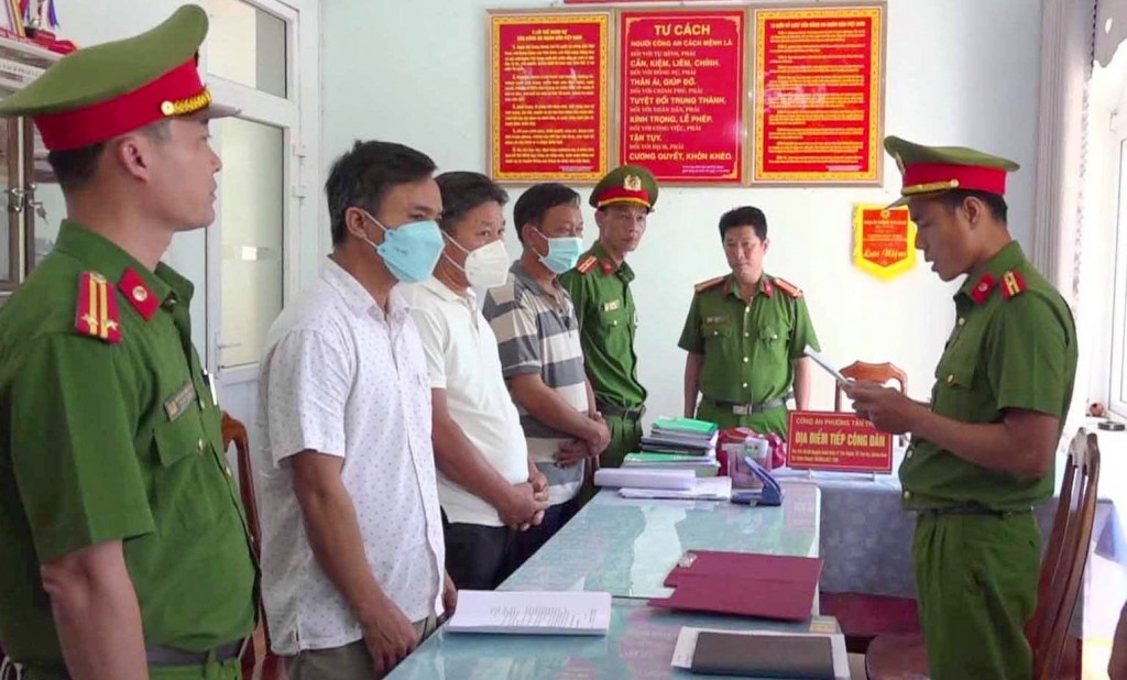 Quảng Nam: Nghiệm thu khống khối lượng, hai giám đốc và nguyên chủ tịch UBND xã bị bắt giam