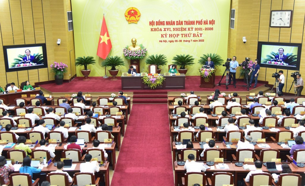 Quang cảnh kỳ họp