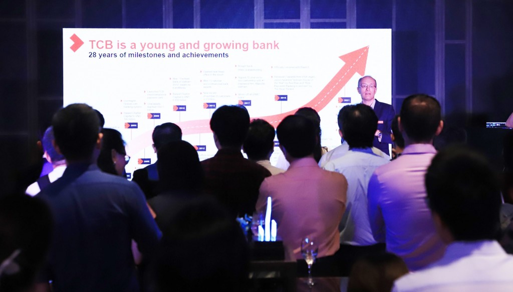 Tổng Giám đốc Techcombank Jens Lottner trực tiếp có mặt tại chiến dịch “Overseas Talent Roadshow” gặp gỡ, trao đổi với các ứng viên