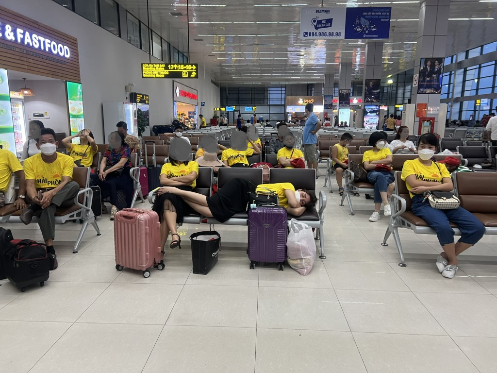 Mỗi người nên chú ý hình ảnh của mình chốn công cộng (Ảnh minh họa) Mỗi người nên chú ý hình ảnh của mình chốn công cộng (Ảnh minh họa)