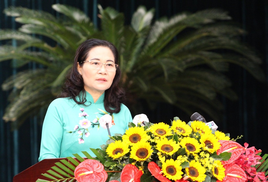 Chủ tịch HĐND TP Hồ Chí Minh Nguyễn Thị Lệ phát biểu tại kỳ họp