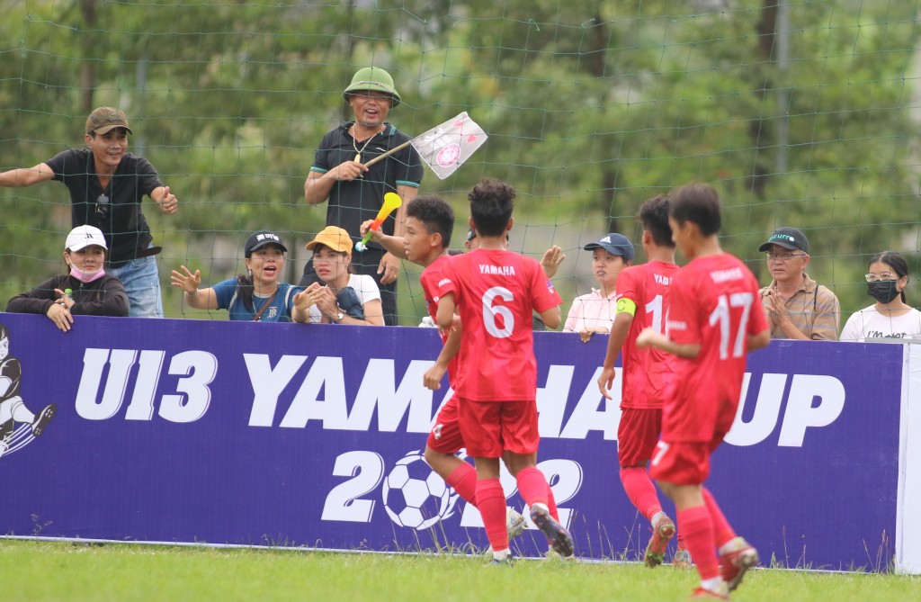 Xác định 8 đội bóng góp mặt ở Tứ kết giải Thiếu niên U13 Toàn quốc 2022