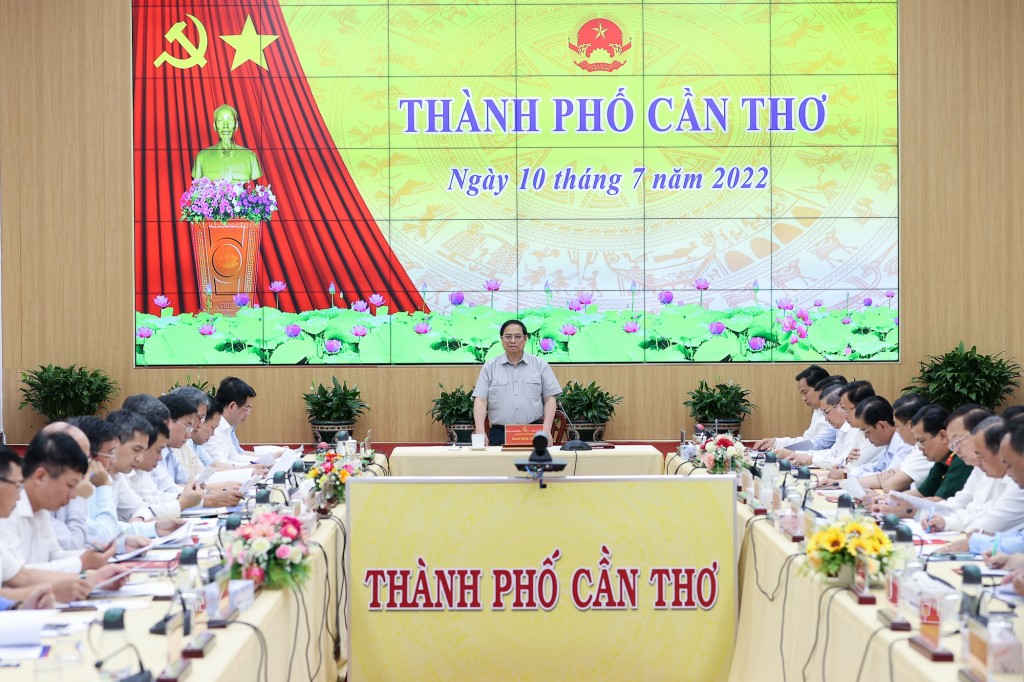 Thủ tướng Phạm Minh Chính và đoàn công tác Trung ương làm việc với Ban Thường vụ Thành ủy Cần Thơ. Ảnh VGP/Nhật Bắc