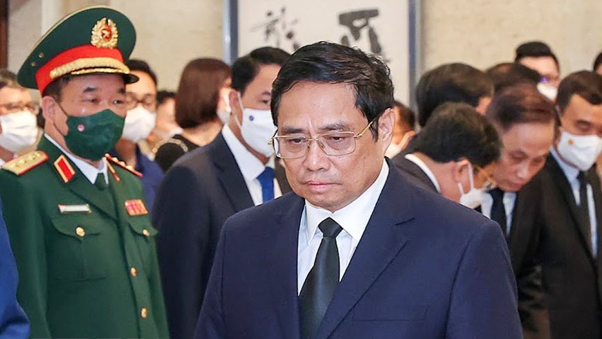 Lãnh đạo Việt Nam tưởng niệm cố Thủ tướng Nhật Bản Abe Shinzo | Chính trị | Vietnam+ (VietnamPlus)
