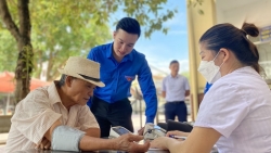 Khám bệnh tri ân người có công ở Thanh Oai