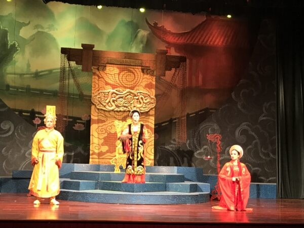 Nhà hát Chèo Hà Nội công diễn vở mới “Linh từ Quốc mẫu” – Cổng thông tin Sở Văn Hóa Thể Thao Hà Nội