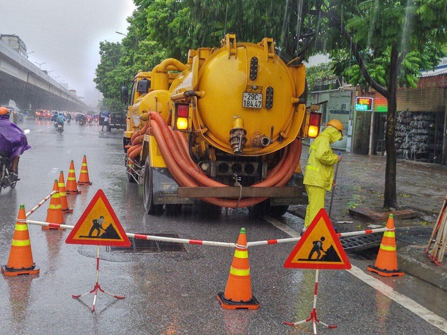 Tăng cường các biện pháp đảm bảo an toàn giao thông trong mùa mưa bão