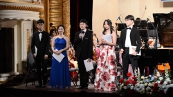 Hòa nhạc giáo dục "Classical Wonderland" đóng góp dự án nghệ thuật với Hà Nội