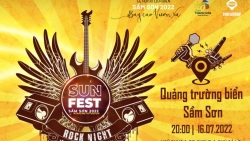 Người dân Sầm Sơn “cháy cuồng nhiệt” trong đêm Rock Sun Fest 16/7