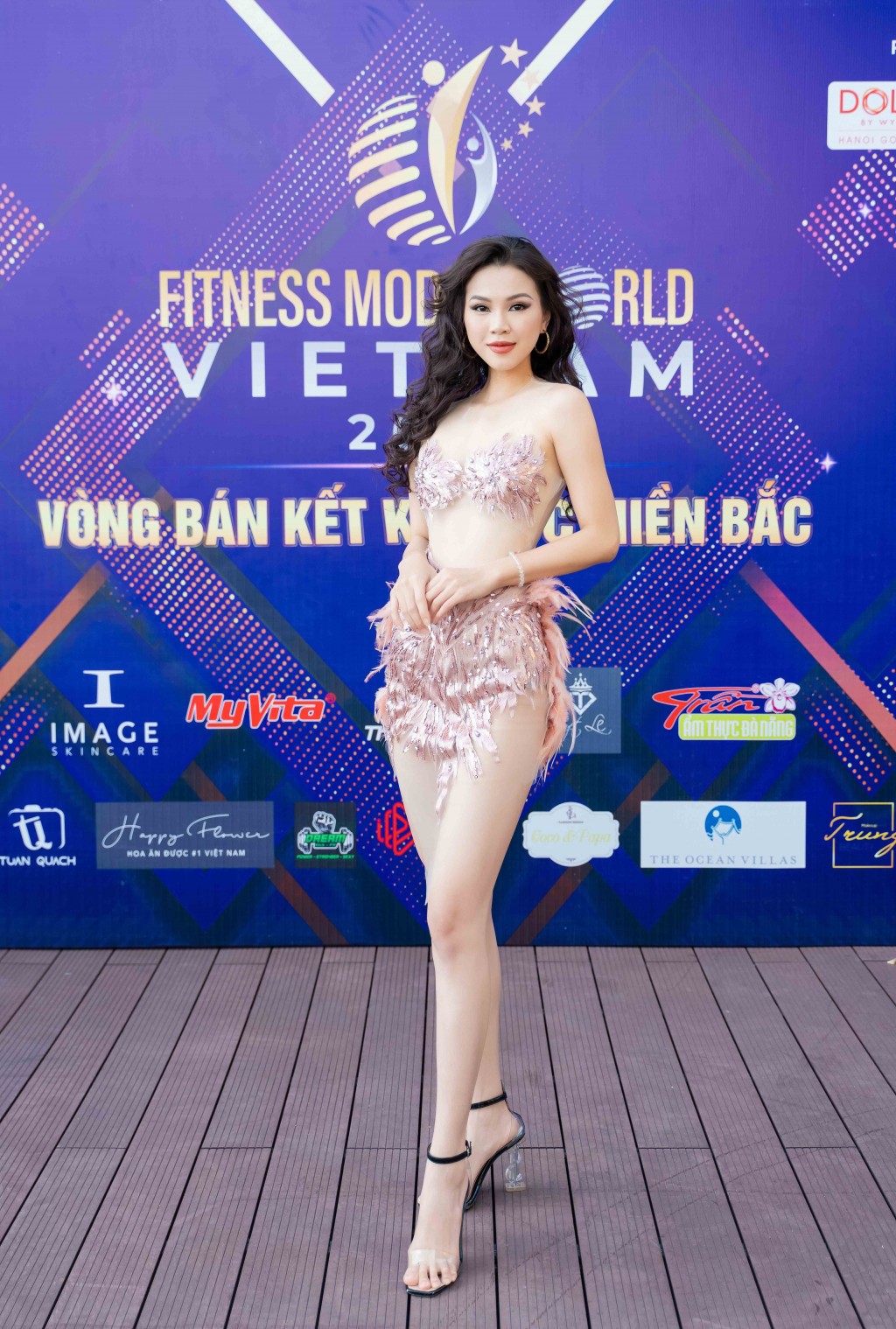 Hoa hậu Yến Trang ngồi ghế giám khảo Fitness Model World Vietnam 2022