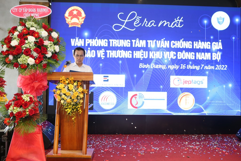 Ông Lê Xuân Quý, Phó Ban kinh tế Trung ương phát biểu tại buổi lễ