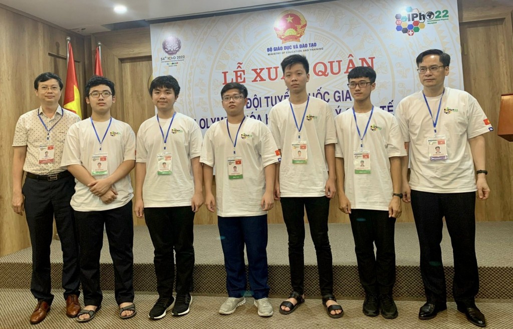 Việt Nam đoạt 5 huy chương tại kỳ thi Olympic Vật lí quốc tế năm 2022