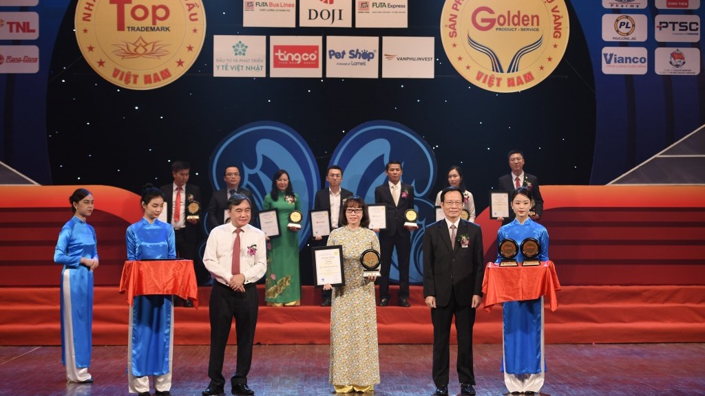 Vedan Việt Nam 6 lần liên tiếp được trao Chứng nhận “Top 10 Sản phẩm vàng Việt Nam”