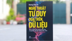 Ra mắt cuốn sách đầu tiên của tác giả Việt Nam về kỹ năng tư duy dữ liệu