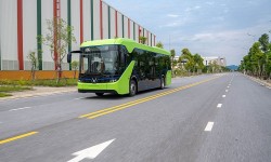 Từ năm 2025, 100% xe buýt thay thế, đầu tư mới sử dụng điện, năng lượng xanh