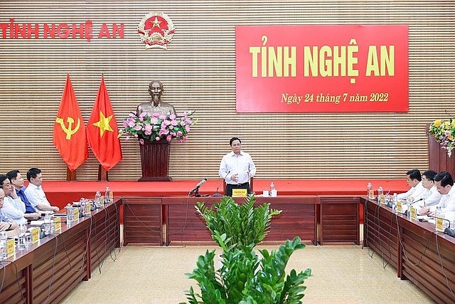 Quang cảnh buổi làm việc