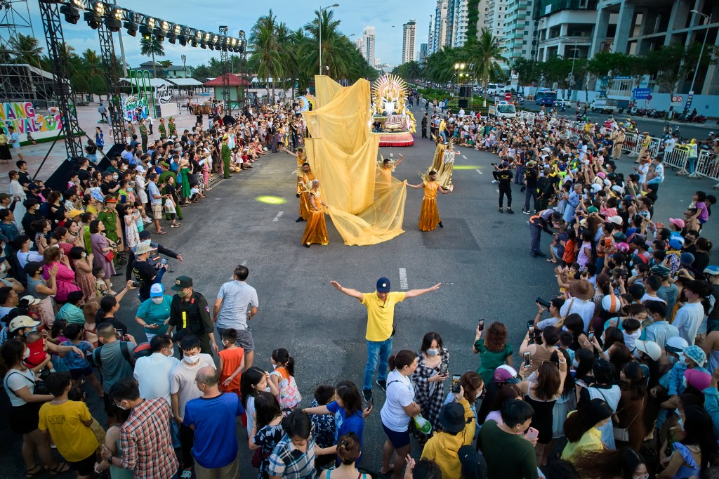 Carnival đường phố Sun Fest Đà Nẵng