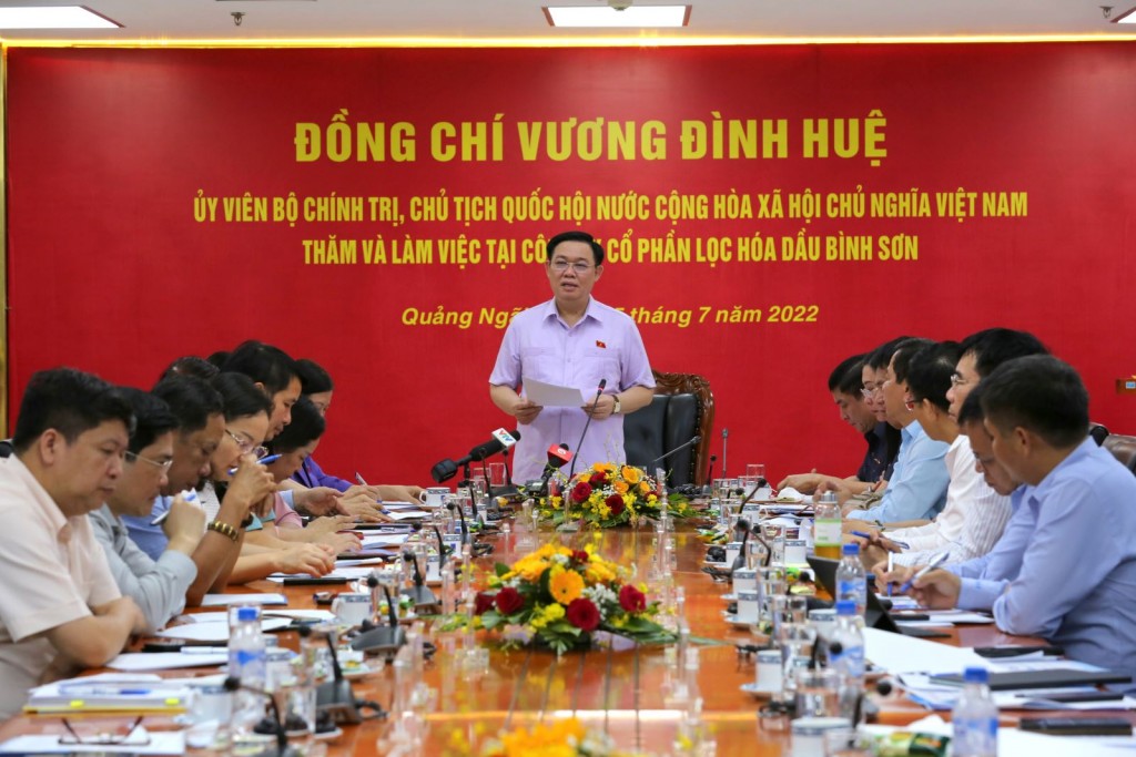 Chủ tịch Quốc hội Vương Đình Huệ phát biểu chỉ đạo tại buổi làm việc