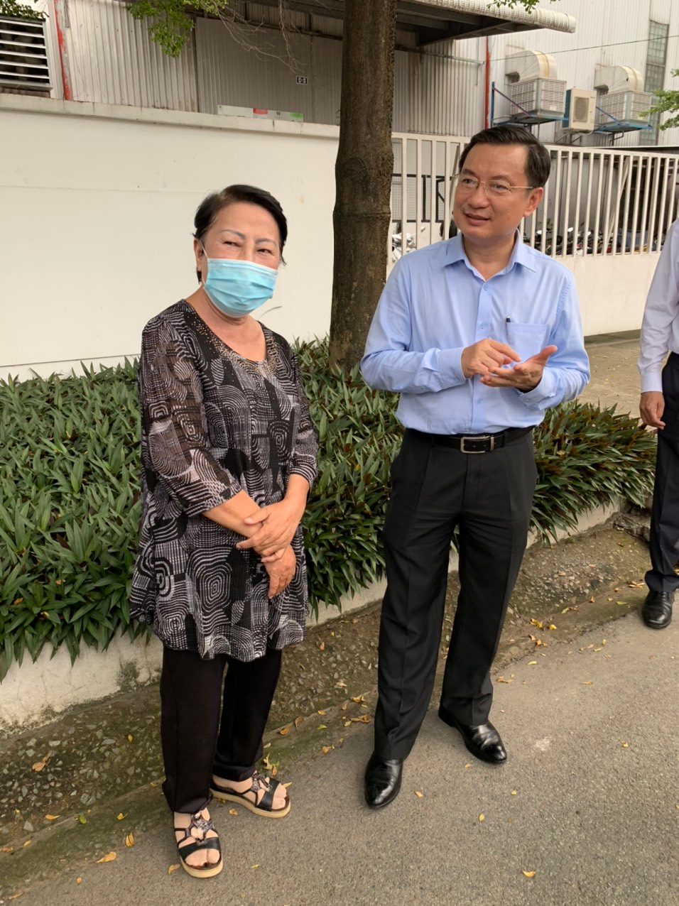 Đại diện doanh nghiệp gửi lời cảm ơn chân thành đến lãnh đạo UBND tỉnh, Đoàn công tác Đại diện doanh nghiệp gửi lời cảm ơn chân thành đến lãnh đạo UBND tỉnh, Đoàn công tác