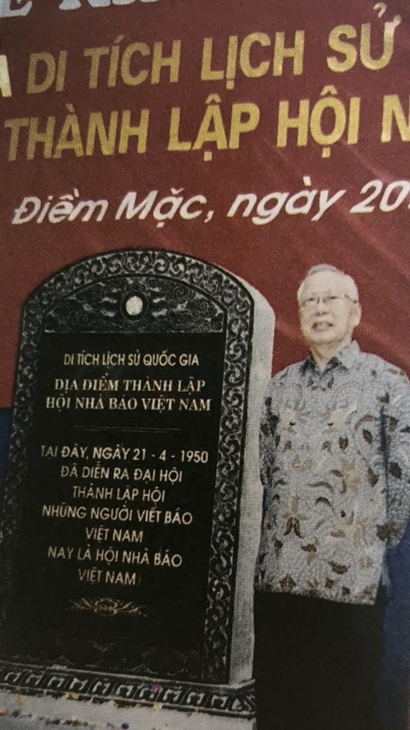 Đọc “Tiếc nuối hoa hồng” - du ký của Phan Quang: Sức cuốn hút của những con chữ