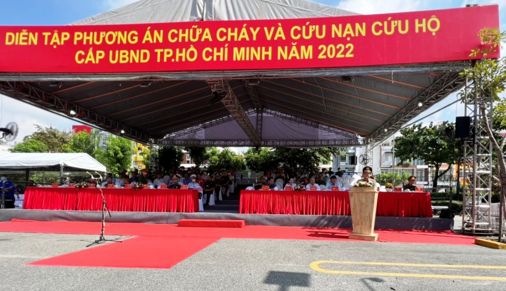 Thiếu tướng Lê Hồng Nam, Giám đốc Công an TP Hồ Chí Minh phát biểu khai mạc diễn tập sáng nay