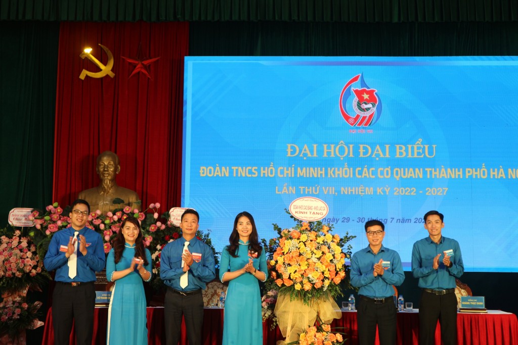 Đồng chí Dương Thị Ngọc tái đắc cử chức danh Bí thư Đoàn Khối các cơ quan thành phố Hà Nội