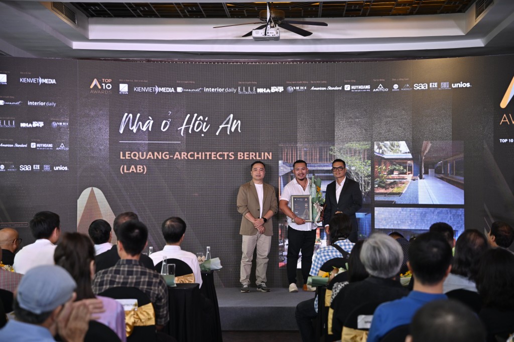Nhà ở Hội An của tác giả KTS Lê Quang đến từ lequang-architects (Berlin lab) Nhà ở Hội An của tác giả KTS Lê Quang đến từ lequang-architects (Berlin lab)