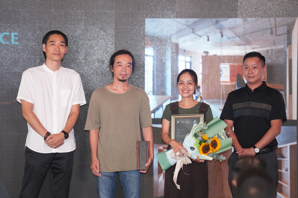 Happy Box của tác giả KTS Nguyễn Hải Long, KTS Trần Thị Ngụ Ngôn - Tropical Space Happy Box của tác giả KTS Nguyễn Hải Long, KTS Trần Thị Ngụ Ngôn - Tropical Space