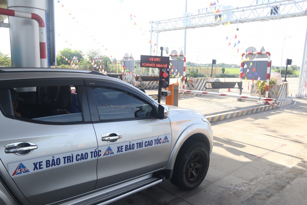 Chính thức thu phí không dừng trên Cao tốc Đà Nẵng - Quảng Ngãi