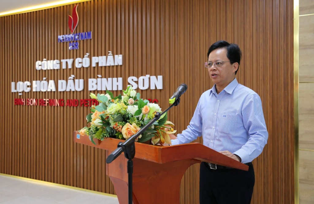 Đồng chí Nguyễn Văn Hội - Bí thư Đảng ủy, Chủ tịch HĐQT phát biểu nhận nhiệm vụ.