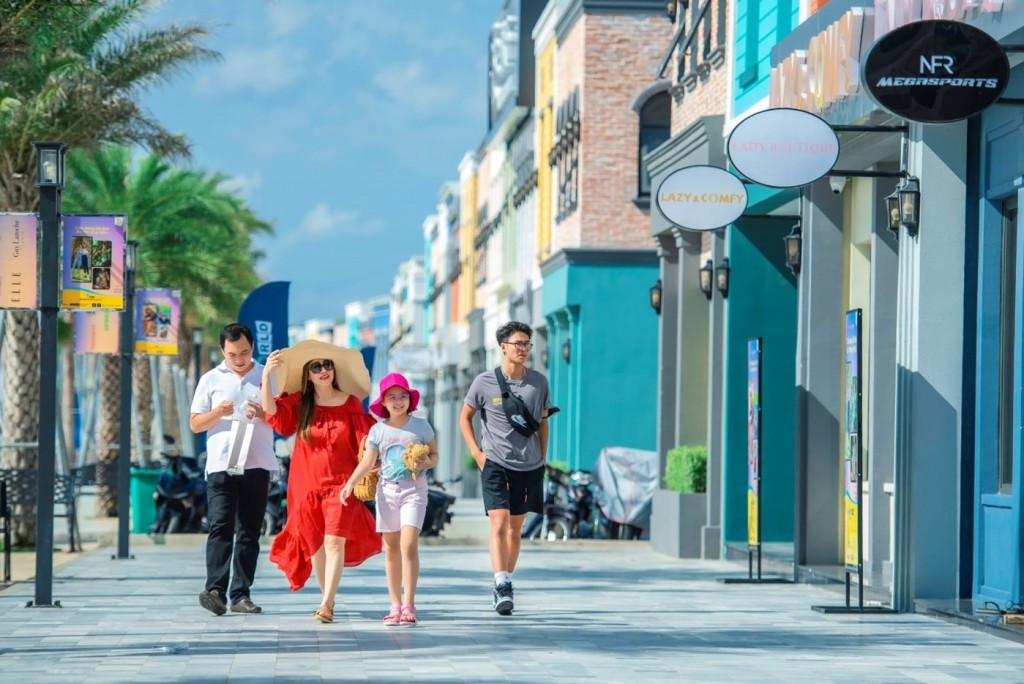 Đại lộ shophouse tại NovaWorld Ho Tram quy tụ đa dạng thương hiệu mua sắm và ẩm thực nổi tiếng