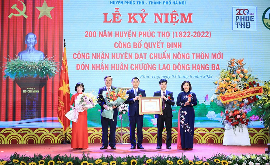 Phát huy tiềm năng, xây dựng huyện Phúc Thọ ngày càng văn minh, giàu đẹp