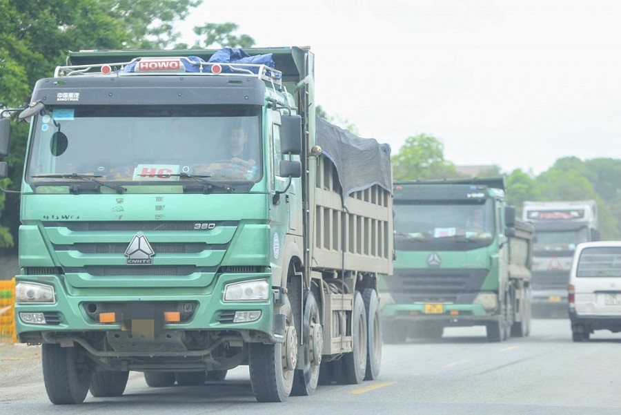 Trong 7 tháng, Hà Nội xử phạt gần 800 trường hợp xe quá tải