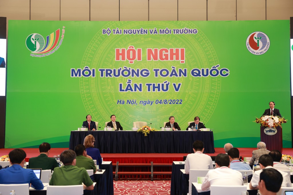 Phó Thủ tướng Lê Văn Thành phát biểu chỉ đạo tại Hội nghị