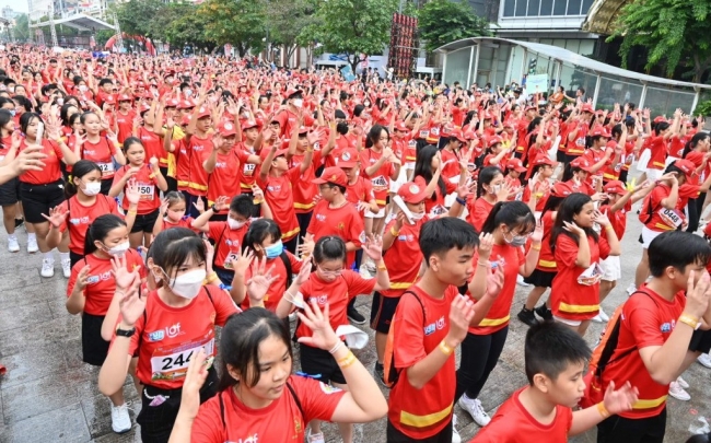 TP Hồ Chí Minh: 3.000 thiếu nhi xác lập kỷ lục Việt Nam với đồng diễn flashmob