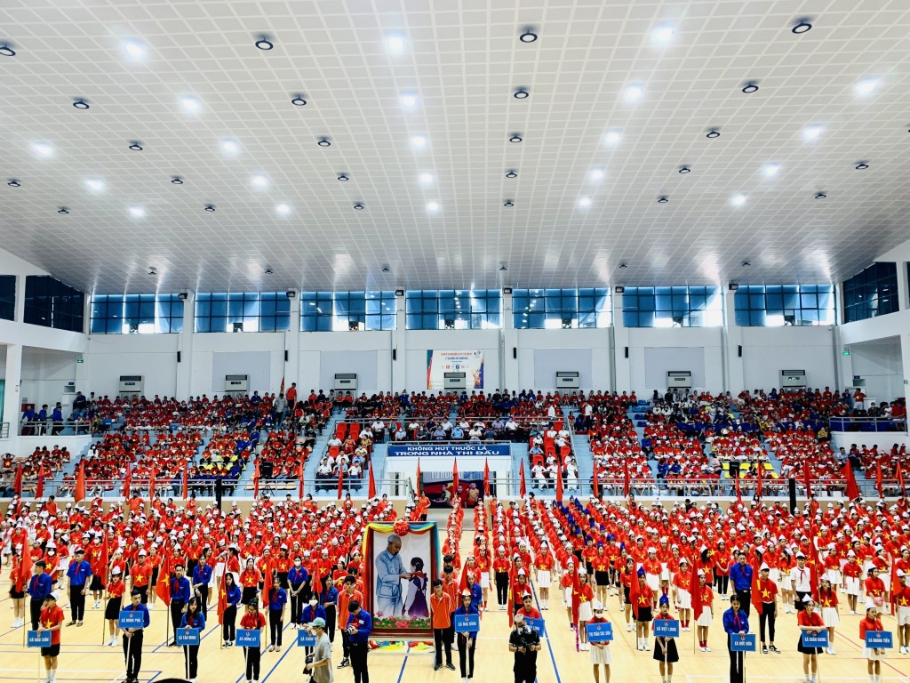 Nhiều hoạt động ý nghĩa trong ngày hoạt động cao điểm chiến sĩ tình nguyện “Vì đàn em thân yêu”