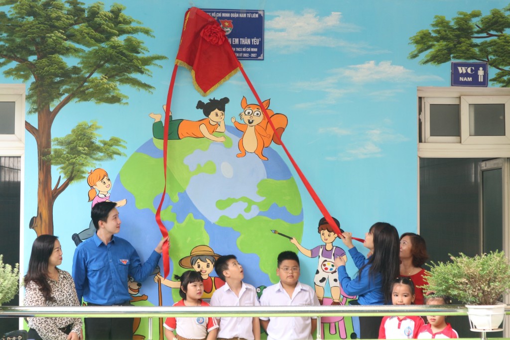 Nhiều hoạt động ý nghĩa trong ngày hoạt động cao điểm chiến sĩ tình nguyện “Vì đàn em thân yêu” Nhiều hoạt động ý nghĩa trong ngày hoạt động cao điểm chiến sĩ tình nguyện “Vì đàn em thân yêu”