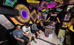 Quảng Ninh: Bắt quả tang 5 đối tượng sử dụng trái phép chất ma túy tại quán karaoke