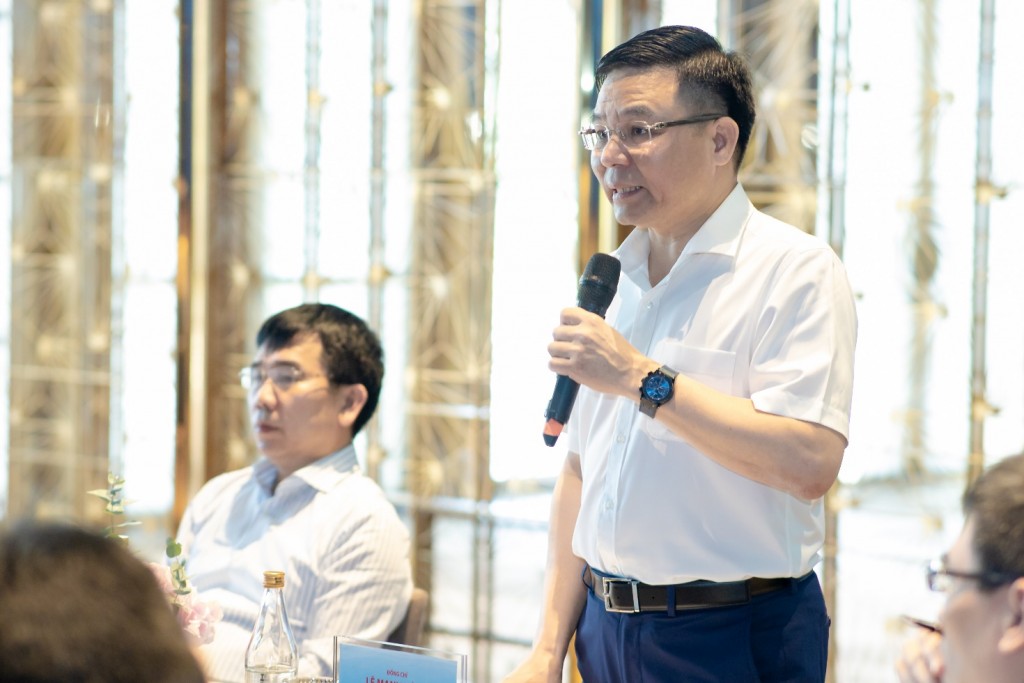Ông Lê Mạnh Hùng - Tổng Giám đốc Tập đoàn phát biểu kết luận, chỉ đạo