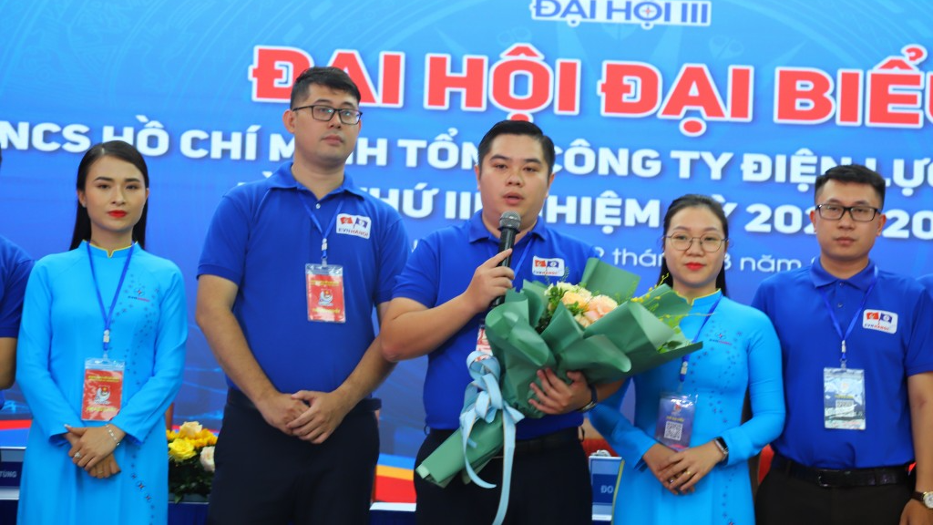 Tân Bí thư Đoàn Thanh niên EVNHANOI Lê Việt Anh phát biểu tại Đại hội 
