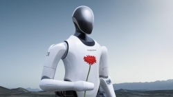 Xiaomi ra mắt CyberOne - Robot hình người khám phá biên giới của cuộc sống kết nối