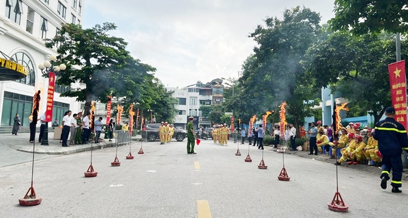 Hội thao nghiệp vụ chữa cháy và cứu nạn cứu hộ phường Giảng Võ