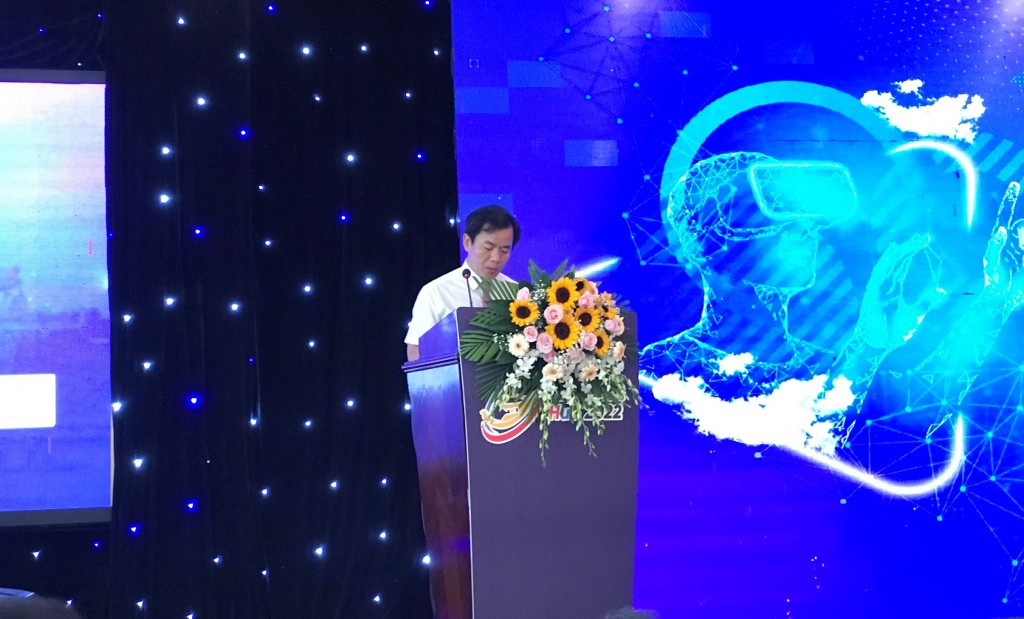 ông Nguyễn Văn Phương-Chủ tịch UBND tỉnh TT-Huế cho biết  Lần đầu tiên TT-Huế đưa ra vấn đề văn hoá di sản và CĐS để nâng tầm các giá trị văn hoá di sản (ảnh Đoàn Minh)