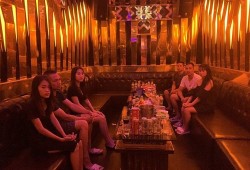 Lạng Sơn: Nhóm "nam thanh, nữ tú" tổ chức "tiệc" ma tuý tại quán karaoke Trúc Xinh