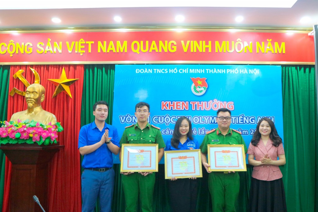 Cán bộ trẻ Thủ đô đạt nhiều thành tích cao trong Vòng 1 cuộc thi Olympic Tiếng Anh 2022