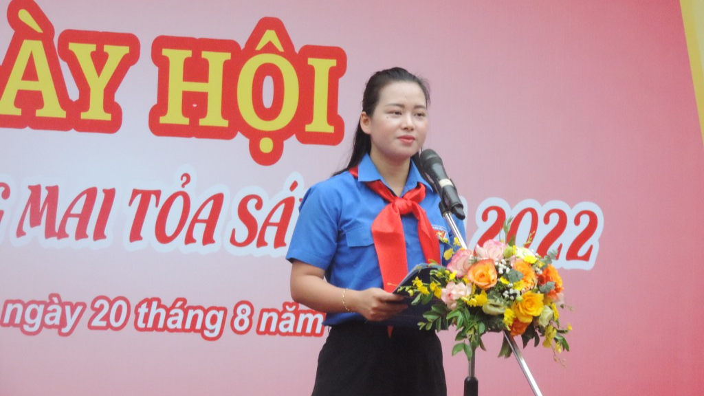 Bí thư Quận đoàn Hoàng Mai Nguyễn Quỳnh Trang phát biểu tại Ngày hội 