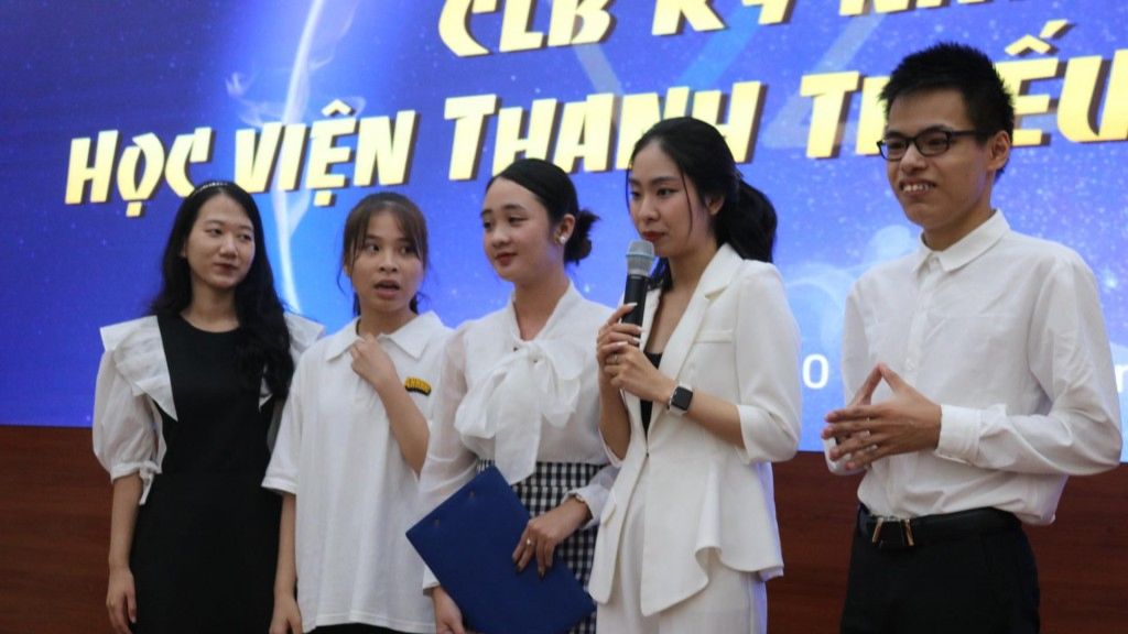 Ban Chủ nhiệm lâm thời gồm 5 thành viên 