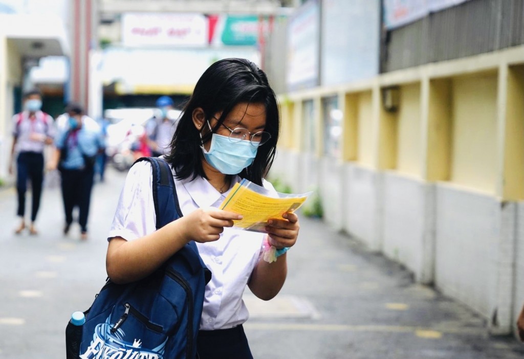 thí sinh khu vực TP Hồ Chí Minh và nhiều tỉnh khác (số thứ tự 41 trở đi trên phiếu đăng ký) sẽ bắt đầu thực hiện thu phí từ ngày 23/8 và kết thúc trước 17h ngày 28/8/2022 (Ảnh minh họa)